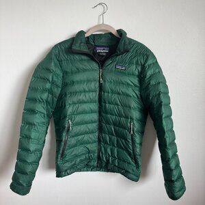 Patagonia Down Jacket green mens XS.